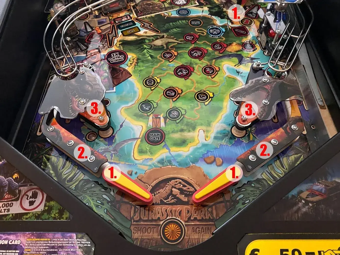 Jurassic Park Premium Spielfeld mit ausgebauten Flipperfingern und Slingshots